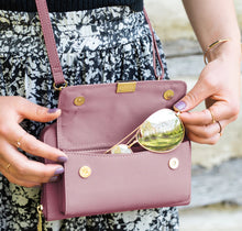 Load image into Gallery viewer, Captiva Touchscreen Purse