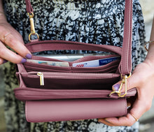 Load image into Gallery viewer, Captiva Touchscreen Purse
