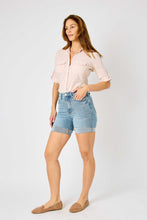 Load image into Gallery viewer, Judy Blue HIGH WAIST TUMMY CONTROL COOL DENIM SHORTS
