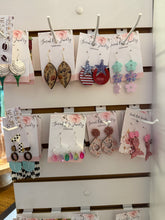 Load image into Gallery viewer, Sara Kate Earrings
