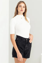 Load image into Gallery viewer, Off White Sunny Style Basic Mock Sweater Top
