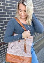 Load image into Gallery viewer, Neutral Tote/Backpack
