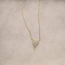Load image into Gallery viewer, Iishii Cz Medium Heart Necklace
