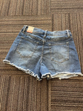 Load image into Gallery viewer, Ymi Rips&amp;Whiskers Medium Wash Shorts
