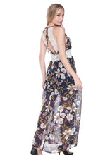 Load image into Gallery viewer, Navy Lace Trim Contrast Plunged V Neck Floral Dress
