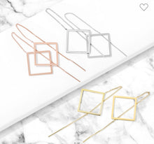 Load image into Gallery viewer, Free Falling Chain with Open Ended Diamond Earring
