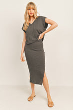 Load image into Gallery viewer, Charcoal Cable Knit Midi Length Pencil Skirt
