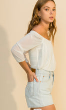 Load image into Gallery viewer, Off White-Off the Shoulder Pleated Blouse with Front Tie
