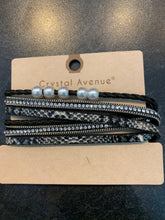 Load image into Gallery viewer, Black Snakeskin and Pearl Multi-Strand Magnetic Bracelet

