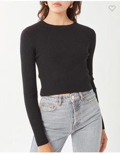 Black Ribbed  Sweater  Crop