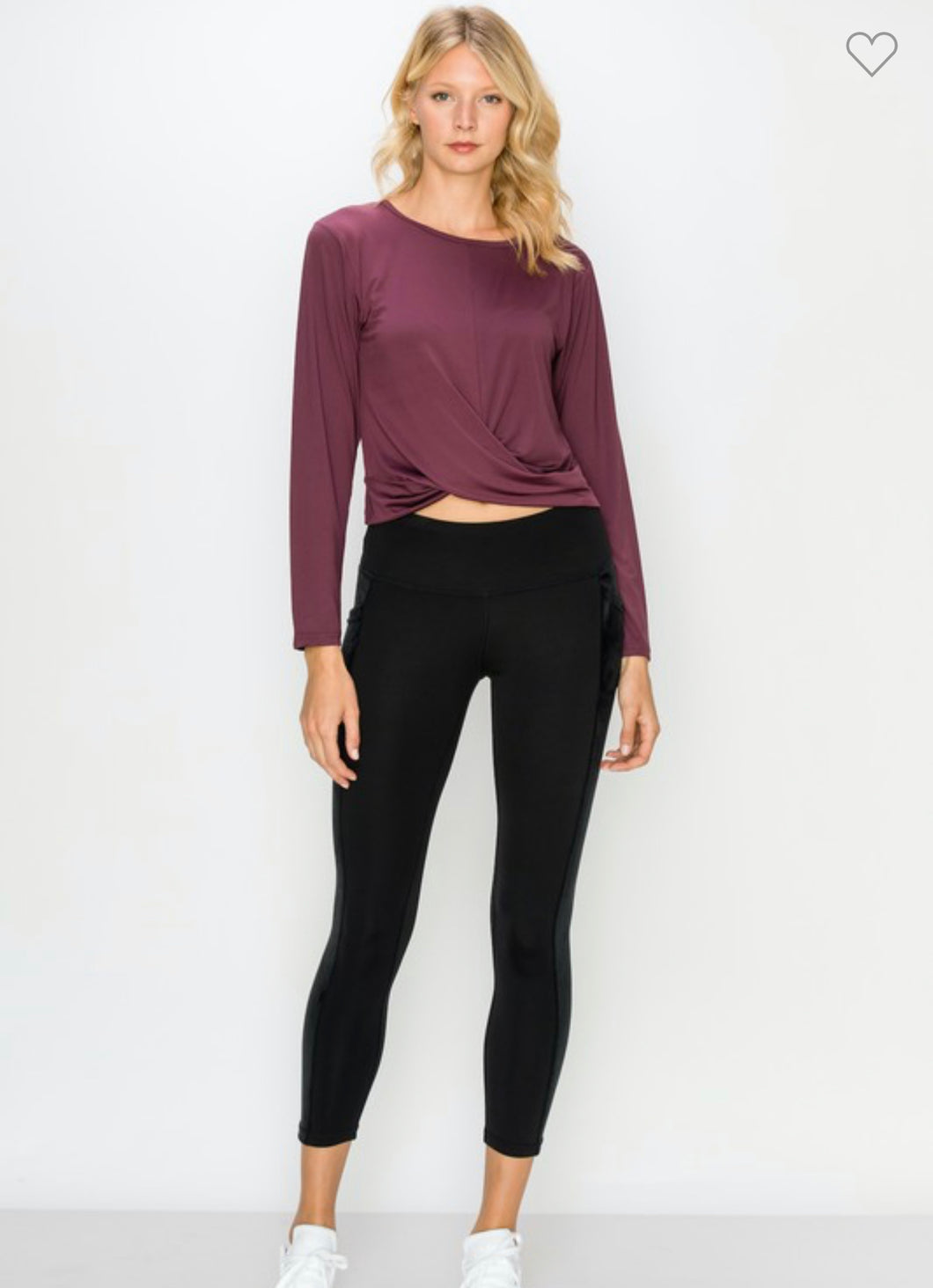Wine along Sleeve Twisted Crop