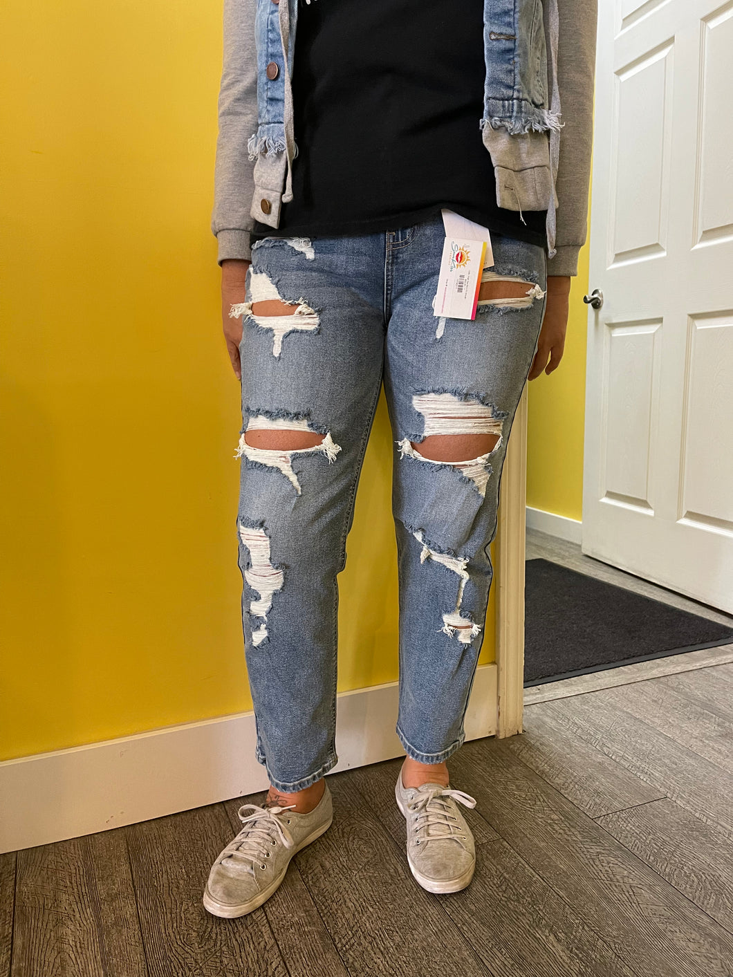 Cello  High Rise Mom Fit Straight