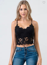 Load image into Gallery viewer, Black Lace Double Layer Crop Top
