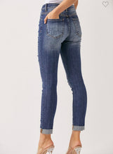 Load image into Gallery viewer, Risen Medium Mid Rise Button Fly Skinny
